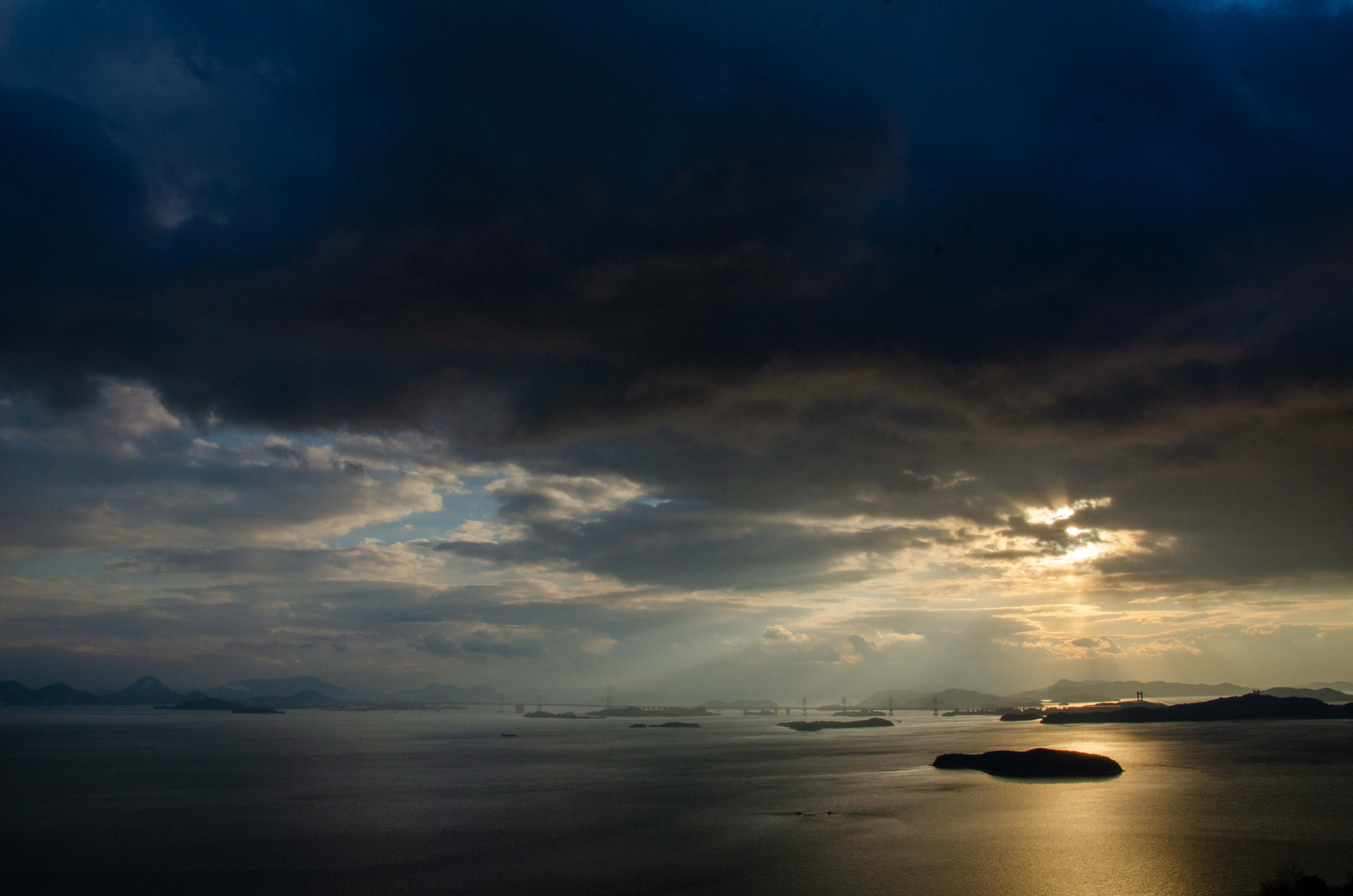 ���q���x